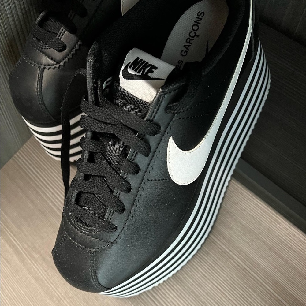 PRISTINE COMME DES GARÇONS/NIKE COLLABORATION CORTEZ PLATFORM SNEAKERS